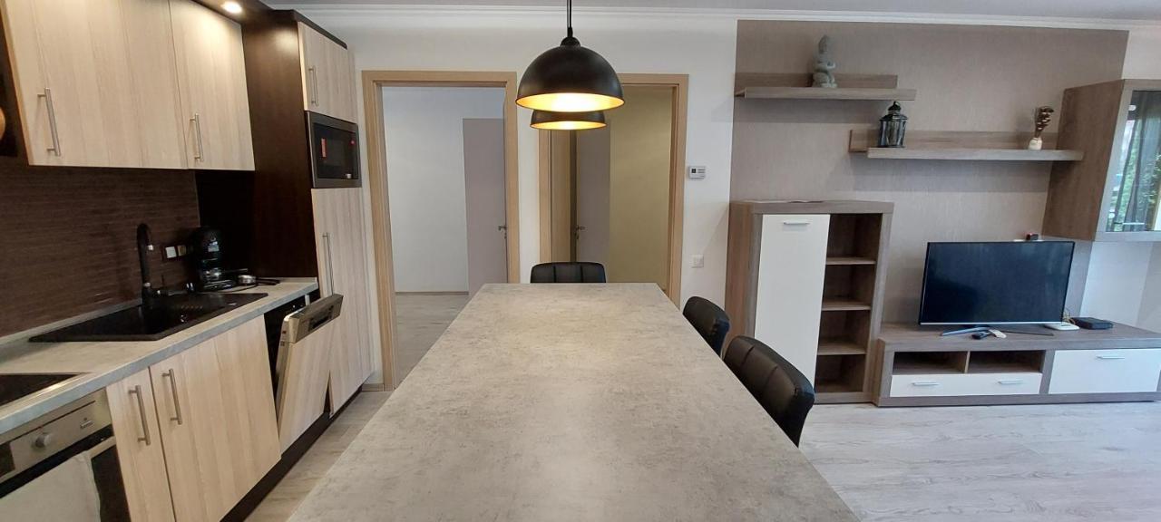 Laguna Beach Apartmanok Siófok Zewnętrze zdjęcie