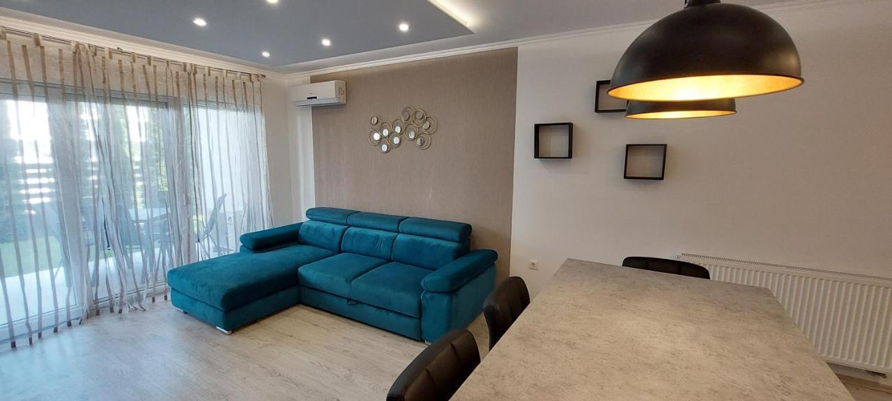 Laguna Beach Apartmanok Siófok Zewnętrze zdjęcie
