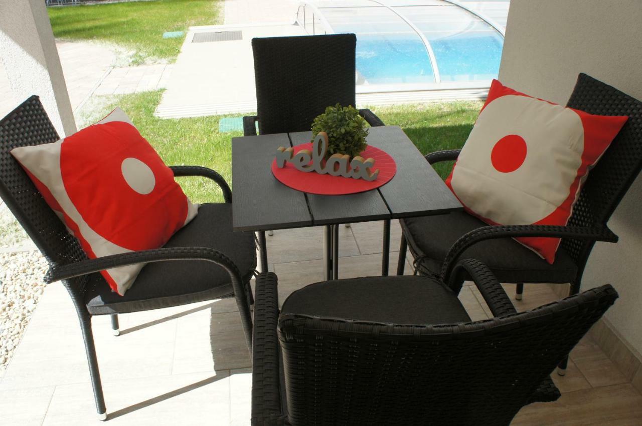 Laguna Beach Apartmanok Siófok Zewnętrze zdjęcie