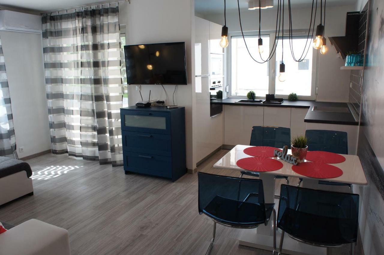 Laguna Beach Apartmanok Siófok Zewnętrze zdjęcie