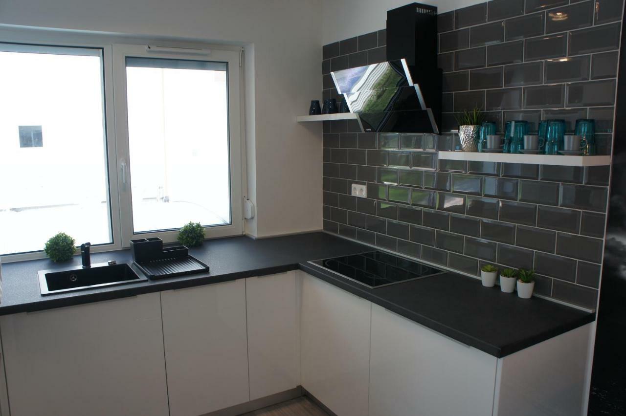 Laguna Beach Apartmanok Siófok Zewnętrze zdjęcie
