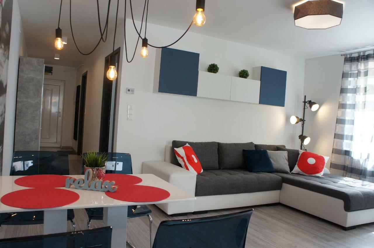 Laguna Beach Apartmanok Siófok Zewnętrze zdjęcie